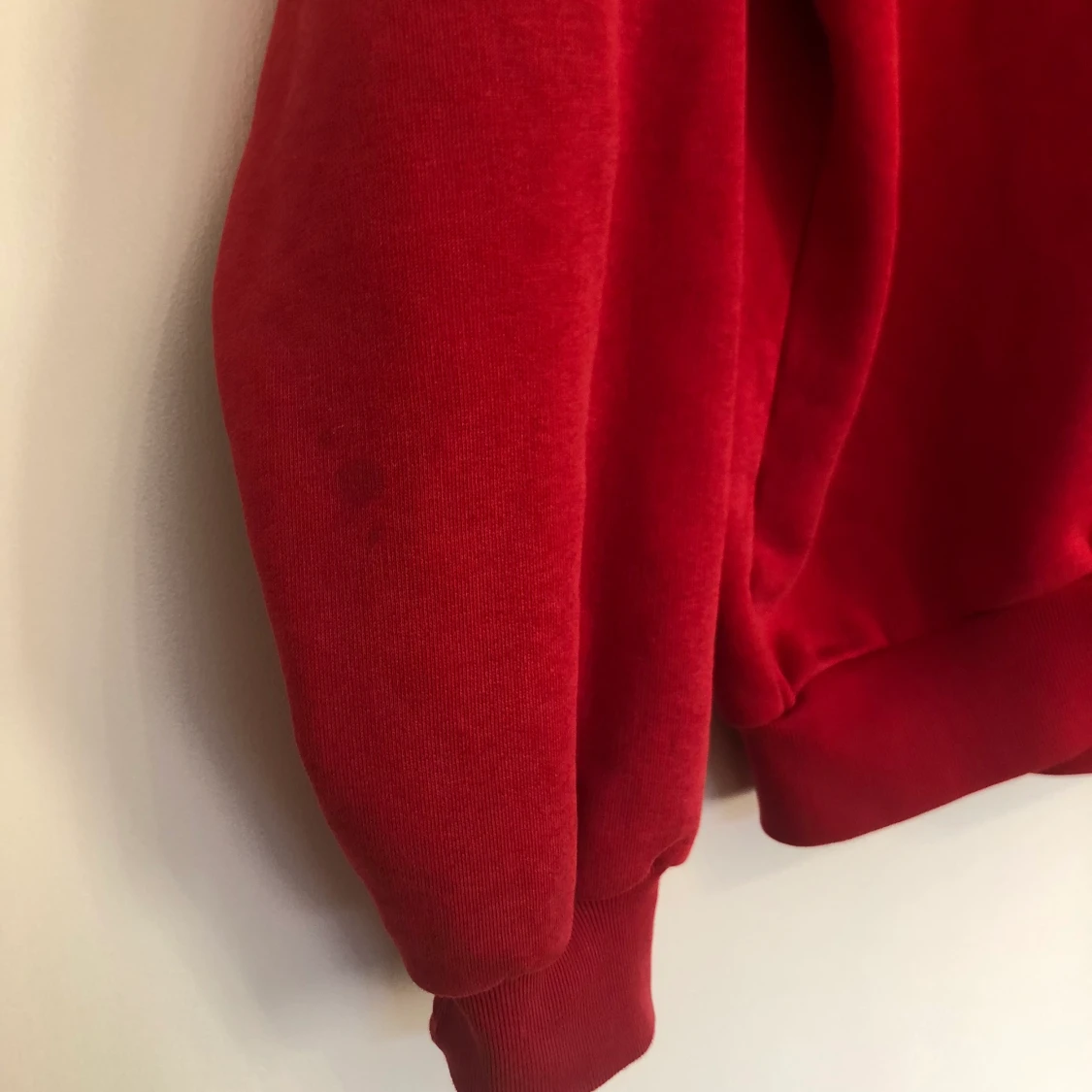 Röd sweatshirt  - 91