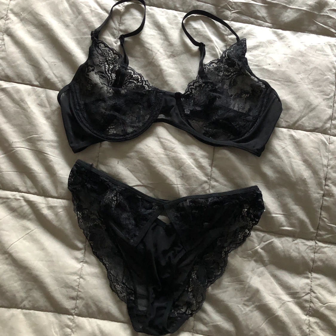 Underklädesset i storlek M