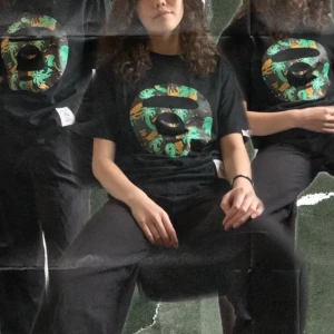 AAPE by A Bathing Ape tröja - Super snygg AAPE tröja köpt i Hong Kong (där AAPE kommer ifrån) och är helt ny men kommer inte till någon användning. Tag sitter fortfarande kvar och aldrig använts <3 Fler bilder tas vid förfrågan (frakt ingår i priset) Se mer på instagram; @lau.studios (tags osv finns kvar!) Såld till Sneakershyllan Göteborg