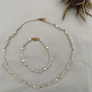 @aliceruthjewelry på Instagram🥰   Gör dessa på beställning för 199kr styck (armband kostar 99kr)