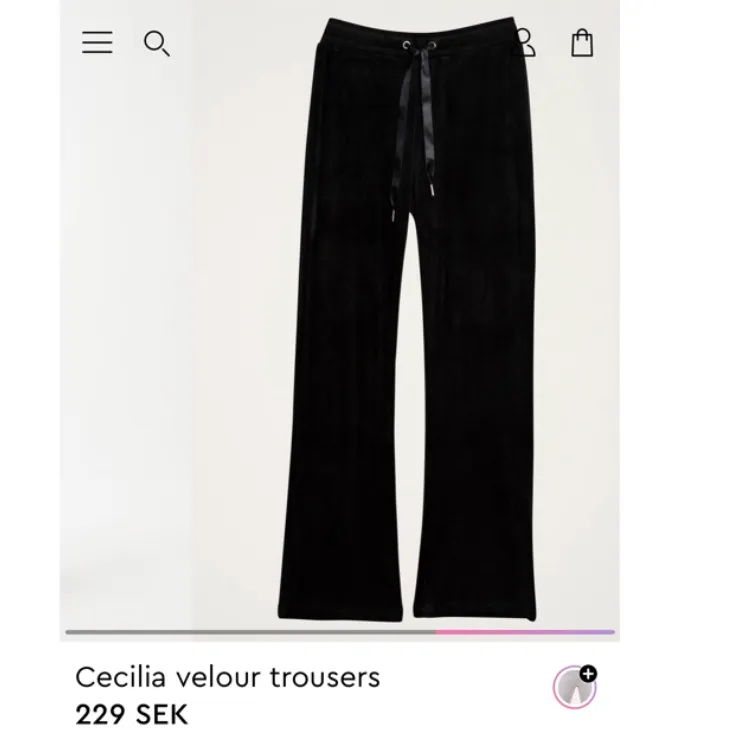 Säljer dessa populära mjukisbyxor från Gina tricot i storlek M. Ordinarie pris är 229kr. Frakten kostar 55 kr ☺️. Jeans & Byxor.