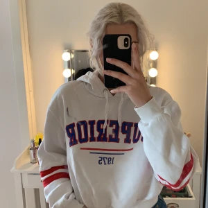 Hoodie från hm  - Mysig hoodie storlek s lite pösigt 40 kr 55 frakt