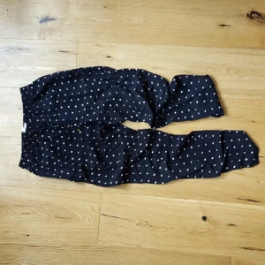  - Mjuka, tunna bomullsbyxor från Lindex.  Göteborg eller kan skicka. 