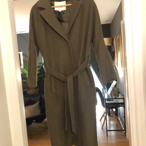 Kappa från Carlings - Säljer denna kappa köpt på Carlings i storlek small. Kan mötas i Stockholm eller skickas men köparen står för frakt. 