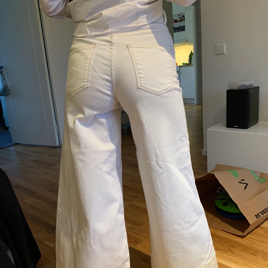 Vita jeans från Wera i storlek 36 - 90