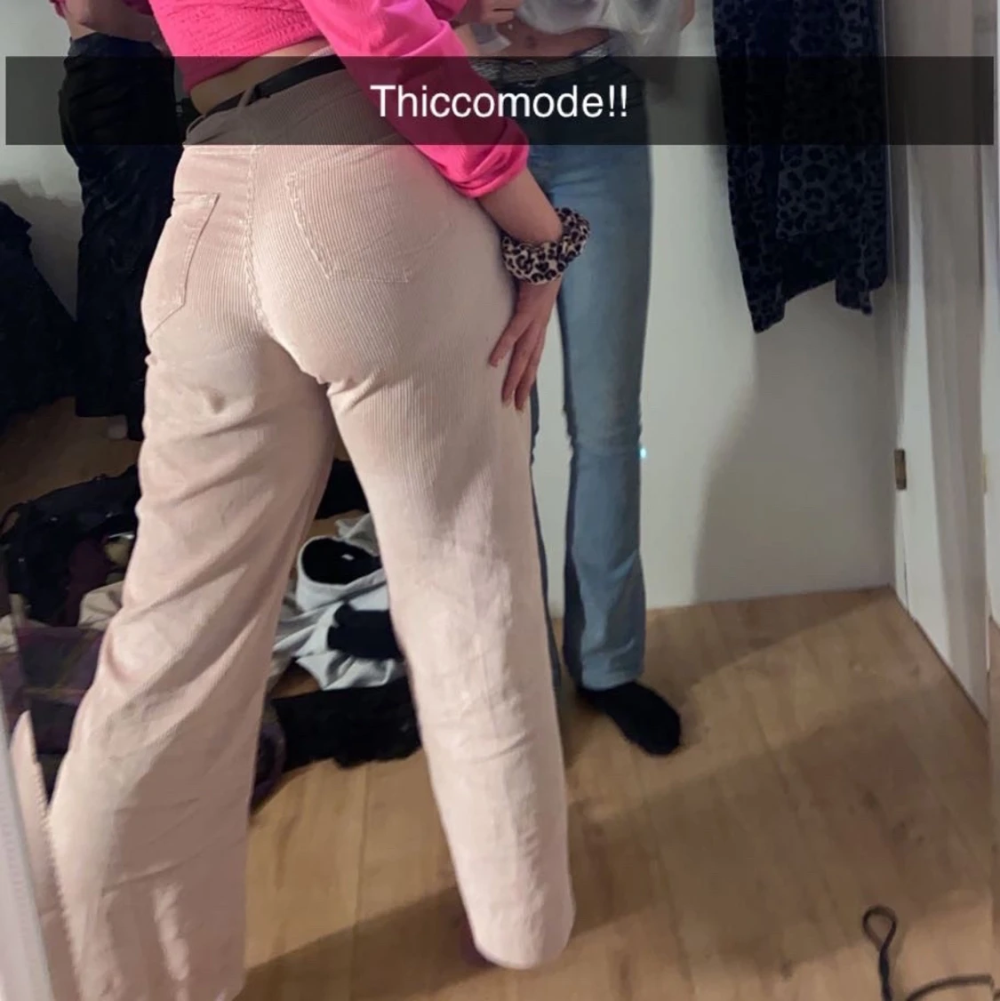 Rosa byxor i Manchester - 91