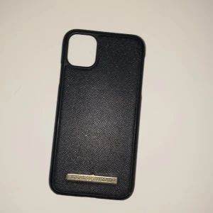 Ideal of sweden  - Iphone 11