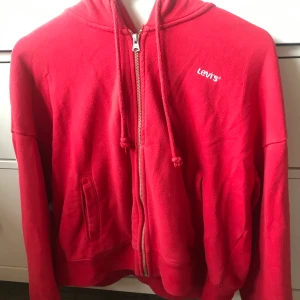 Levi’s - Storlek s knappt använd 