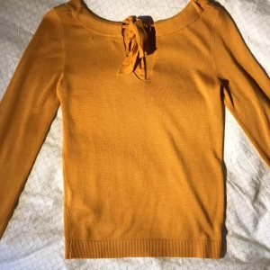 Indiska tröja - Fint skick. Oanvänd. 