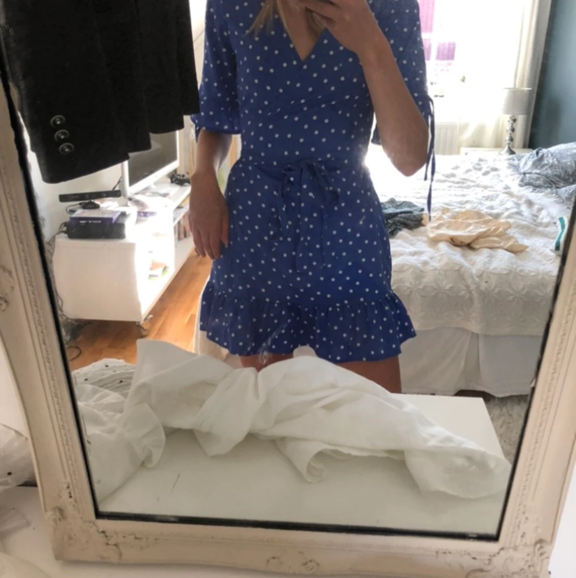 Prickig omlottklänning - 91