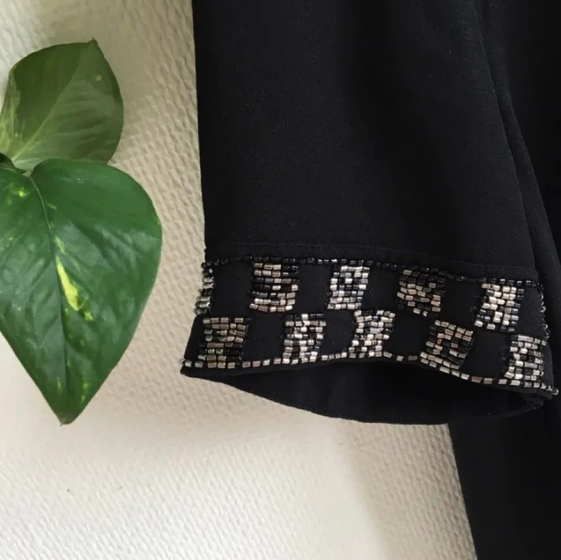 Klänning med pärlor - 91