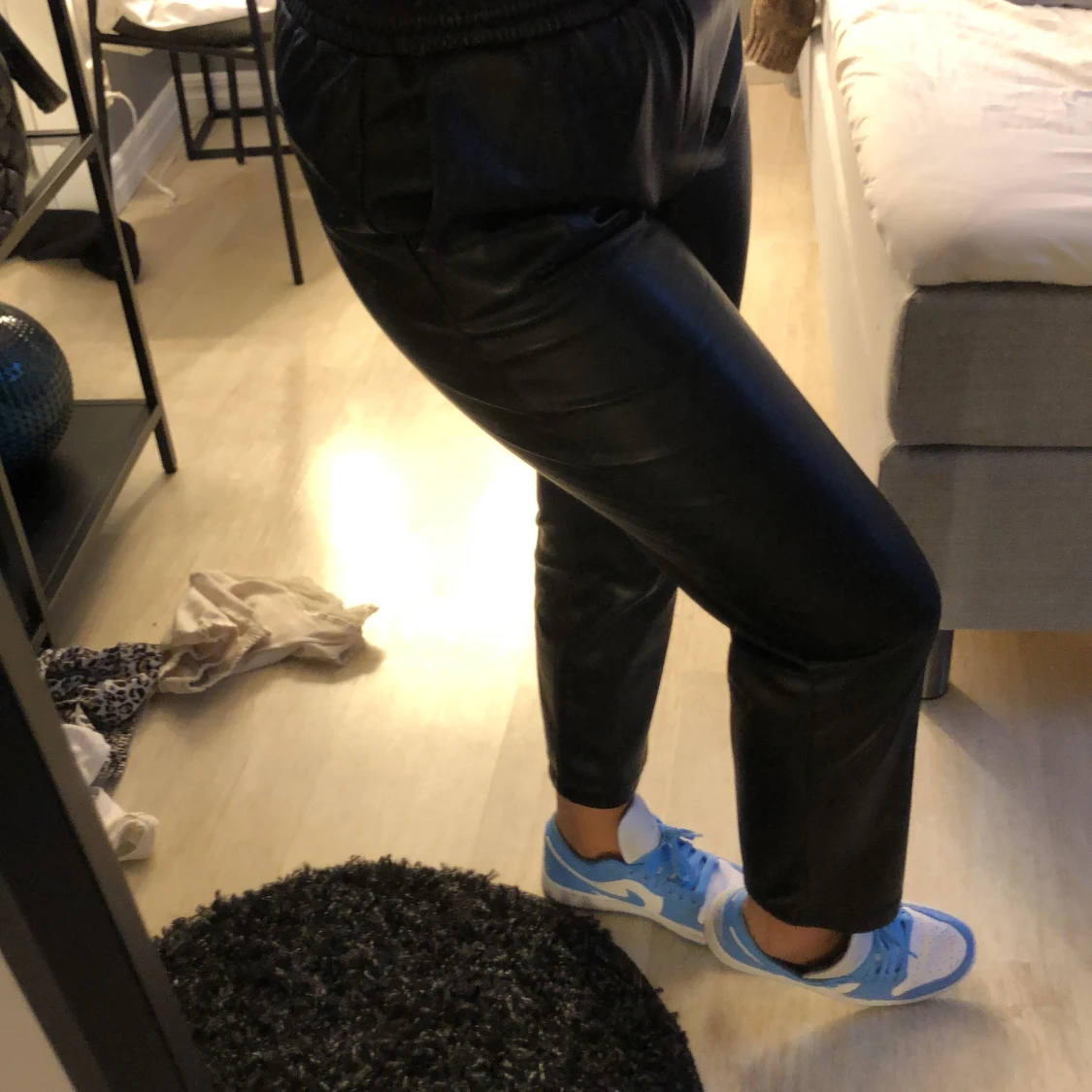 Skinnbyxor från nakd