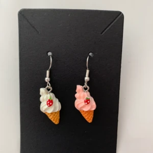 Örhängen✨ - Örhängen✨ 39kr + 15kr frakt🌟