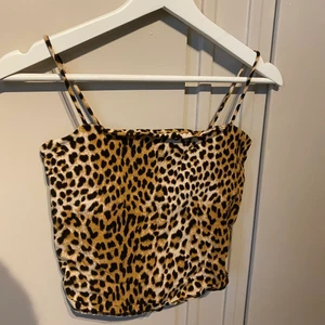 Leopard linne  - Leopard linne i nytt skick. 