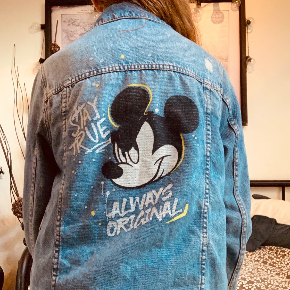  jeansjacka med mickey mouse tryck🧸🌸 - 90