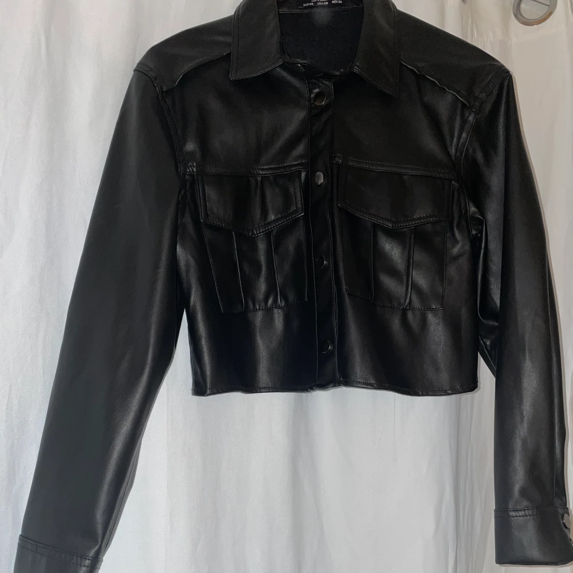 Bershka läderskjorta