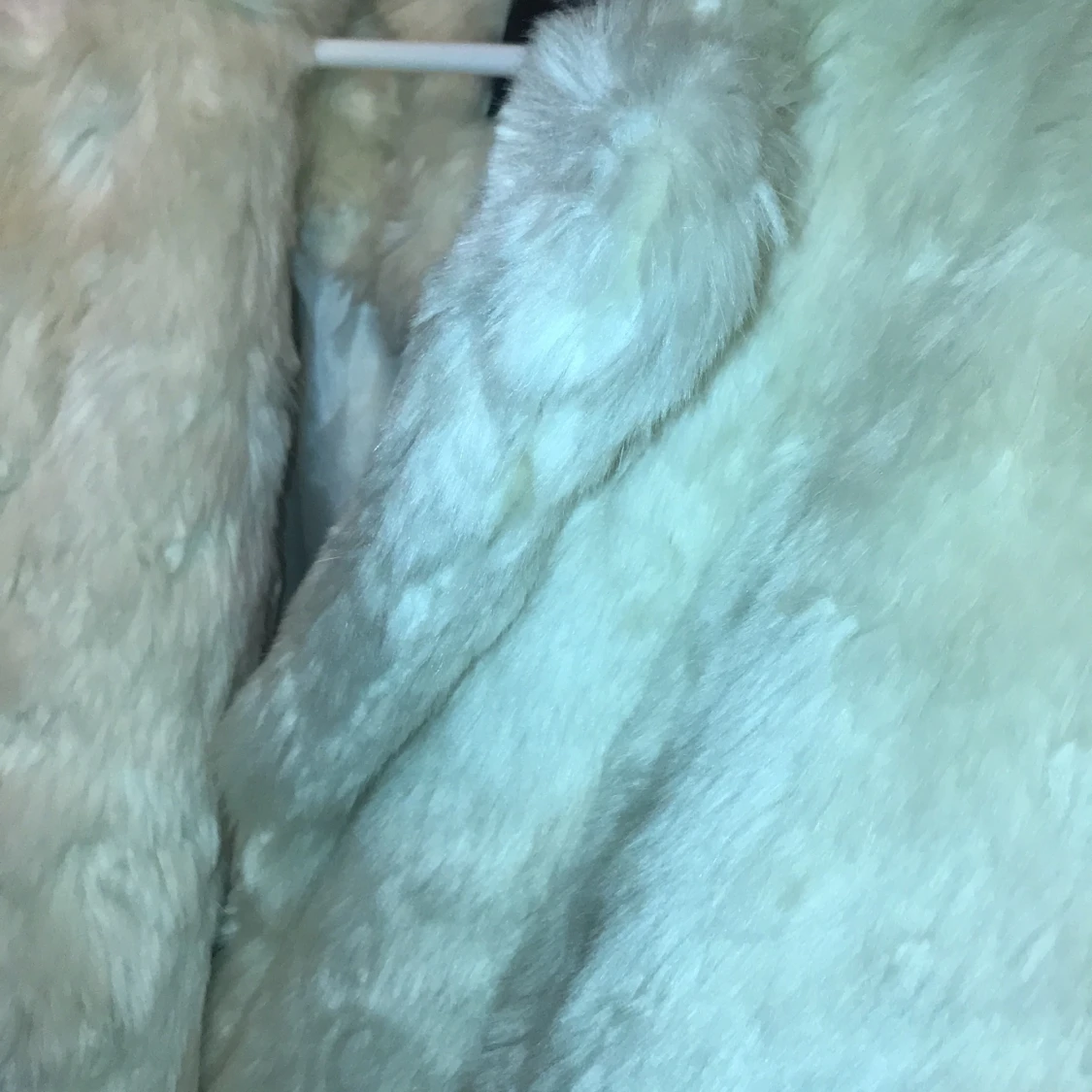 skön & mysig päls jacka, storlek XS från Bikbok!! använd en gång - 90