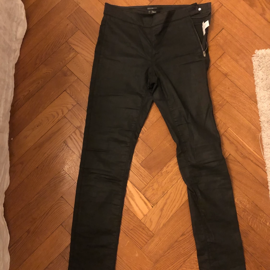 Byxor från filippa K