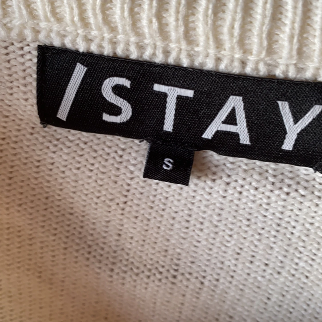 Stickad tröja tre färger (STAY) - 91