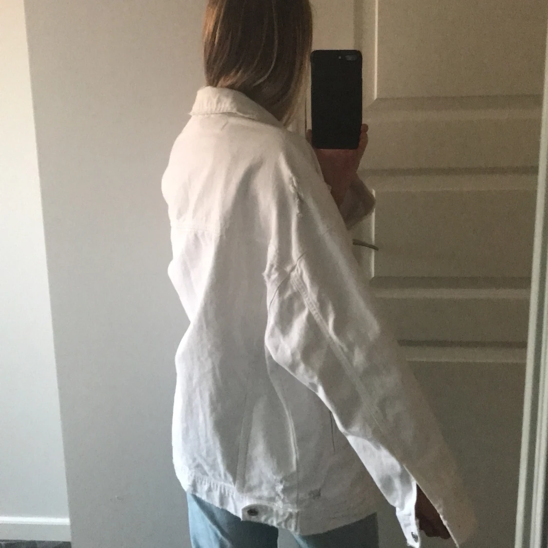 Vit jeans jacka ifrån zara - 90
