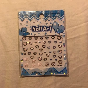 Nagel stickers  - Supersöta klistermärken för nailart inköpta från japan, förpackningen är oöppnad! Möts upp i Stockholm, annars kan jag frakta!