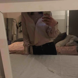  - Aldrig använts, fräsch och som ny. Köpte den för ett år sedan 190kr med frakt✨