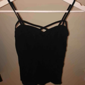  - Säljer detta Linne med detaljer💞🥰 