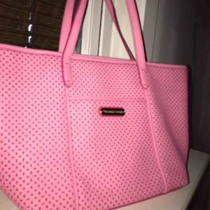 Victoria secret bag  - Bra skick, knappt använd, lågt pris 