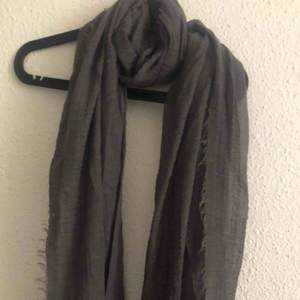 Delicate gray scarf
