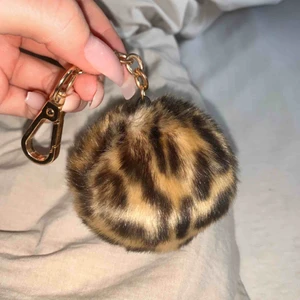  - Nyckelring leopard 🐆 50kr gratis frakt (betalning swish)