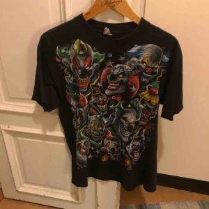  - Vintage - Clowns - Kan hämtas i Uppsala eller skickas mot fraktkostnad 