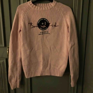  - Rosa stickad tröja från Bondelid Fin kvalité Storlek: S Frakt tillkommer 📦