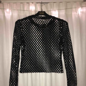  - Ball nättröja från weekday i superskick.Köparen står för frakt💘💘