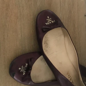  - Prada shoes. Original Prada in leather. Has some scuffs. 