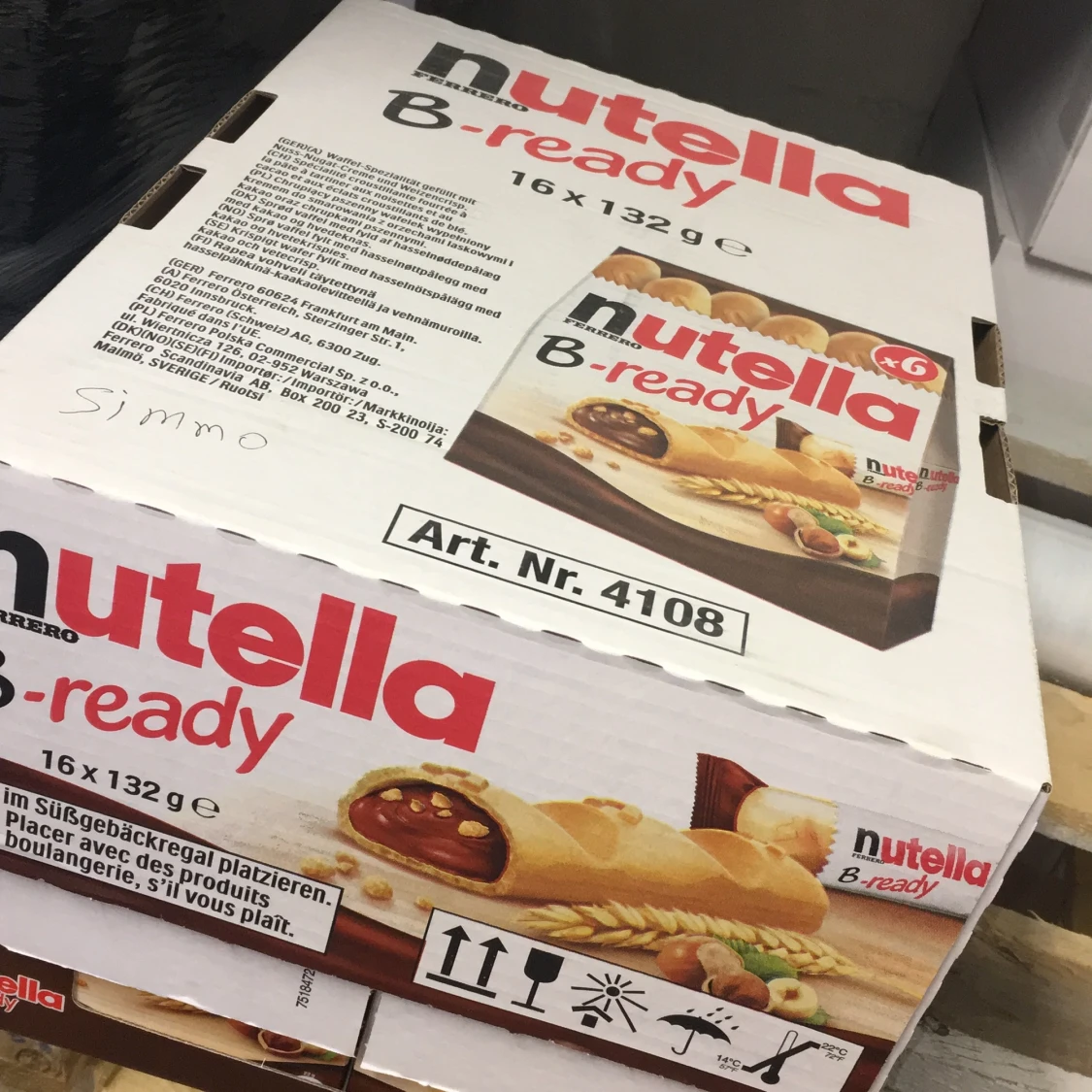 En hel box nutella b-ready