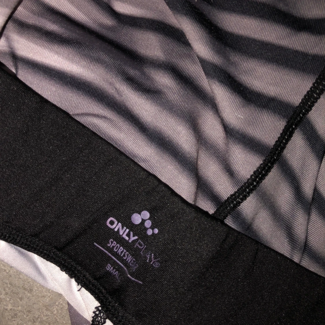 Träningsbyxor st S - 90