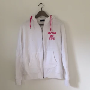  - Hoodie från Oxide, storlek L. Knappt använd så den är som ny! 