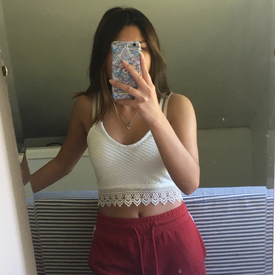 Spets topp från Bikbok