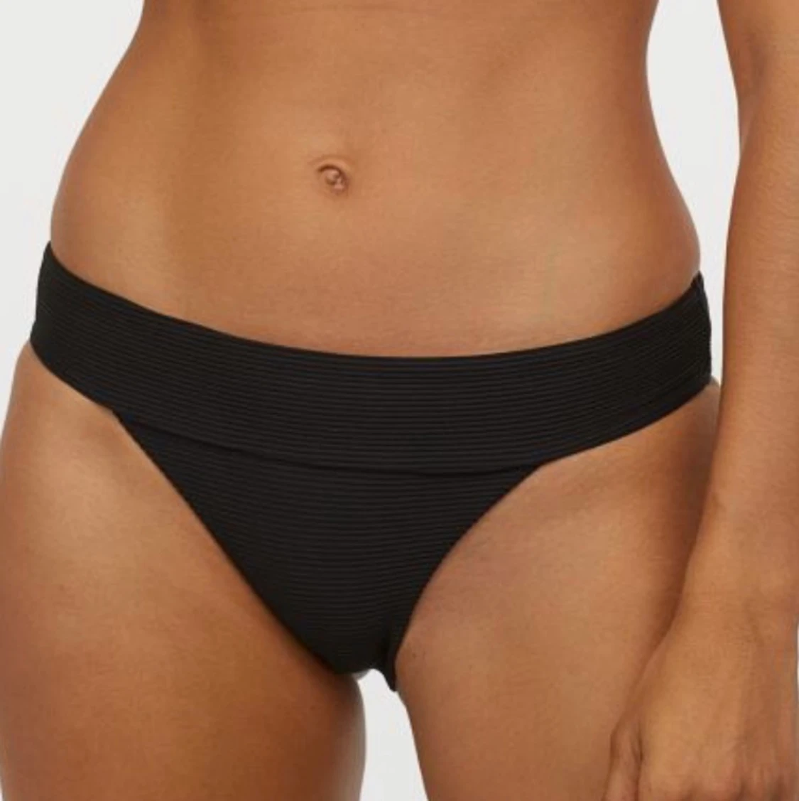 Bikini underdel, oanvänd