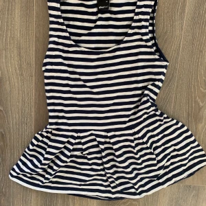 Linne blus str M - Randig linne från gina