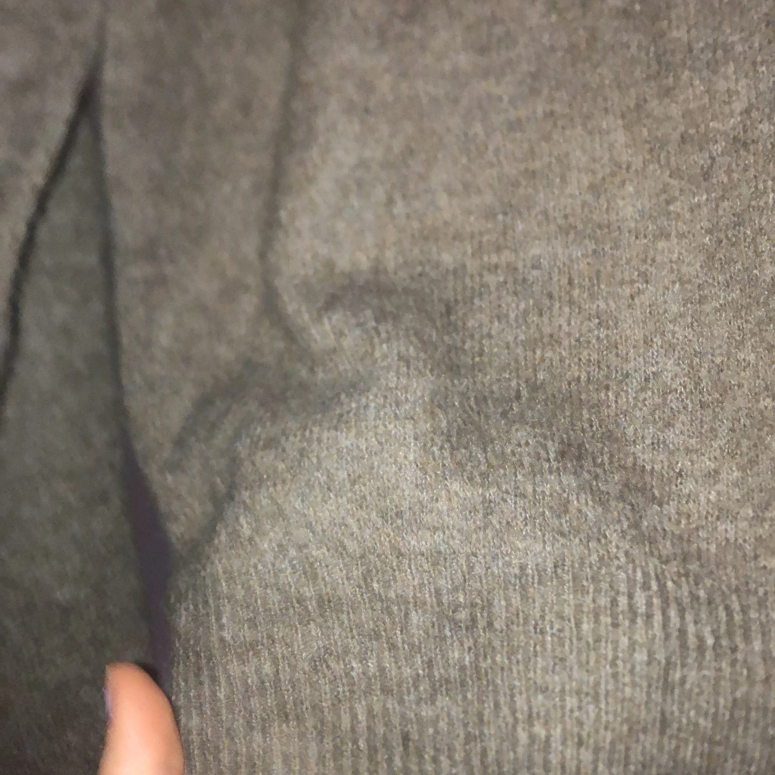 Brun stickad tröja  - 91