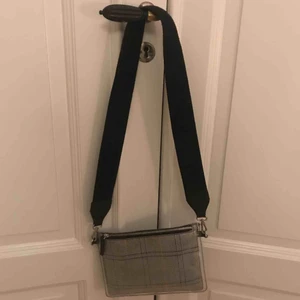 CARIN WESTER - Fin väska från Carin Wester i jättebra skick🦋 Köparen står för frakten! 