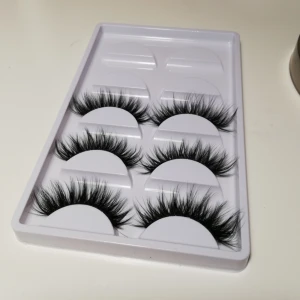  - 40 kr/par. Superlyxiga fakemink-fransar. Ger fin volym. Ser väldigt naturliga ut och inte alls plastiga.✨ 