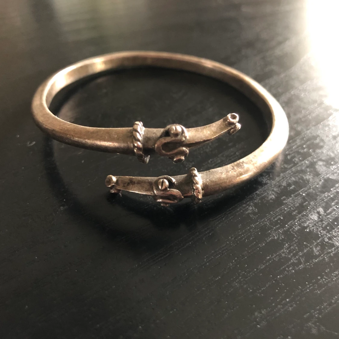 Armband med vikingmotiv
