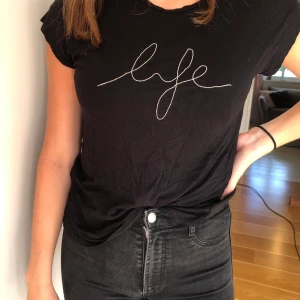 Mango t-shirt - Frakt tillkommer💓