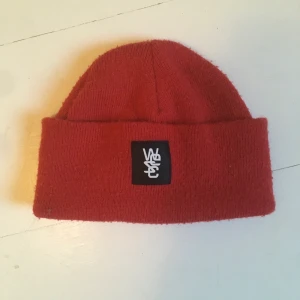 WESC mössa  - Använd men inte sönder på något sätt.