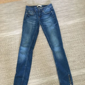  - Fina jeans från Gina 