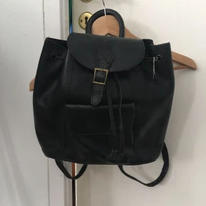  - Superfin läderväska 