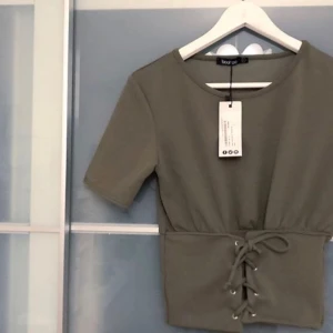  - Helt ny! Storlek 36