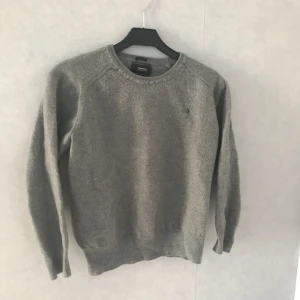  - Snygg tröja i 100% ull från Boomerang. Står XL men passar numera XS/S då min kompis pappa krympte den i tvätten 😄